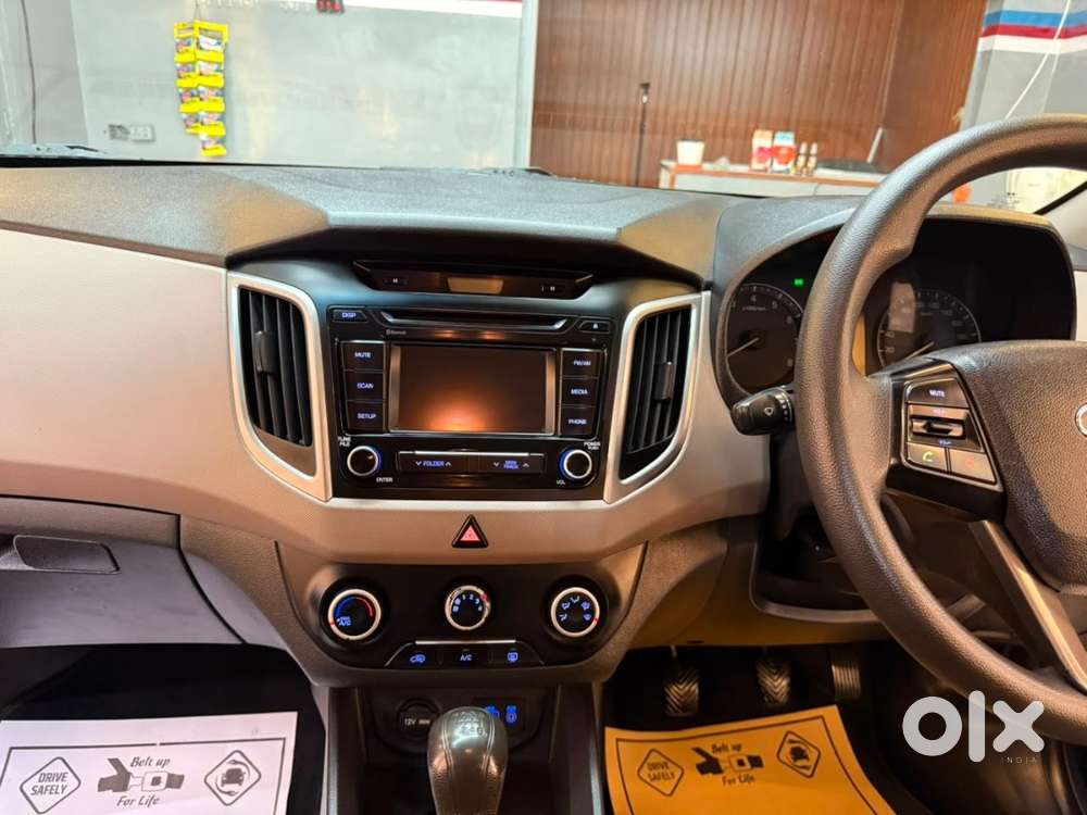 Hyundai Creta Petrol (dec 2015) – Immaculate Condition  Well Maintain