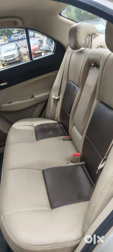 Maruti Suzuki Swift Dzire Vxi Regal Limited Edition Amt, 2019, Petro..
