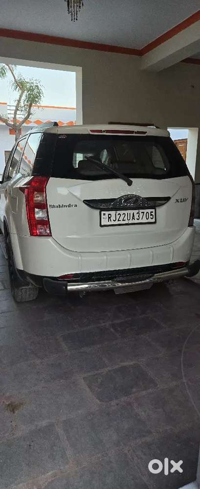 Mahindra Xuv500 2015 Diesel 97000 Km Driven