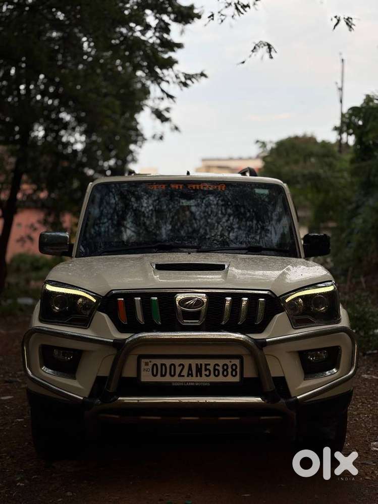 Mahindra Scorpio S10, 2017, Diesel