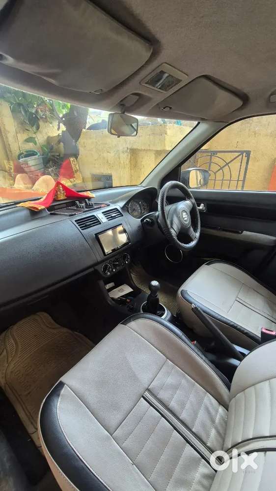 Maruti Suzuki Swift Dzire 2011