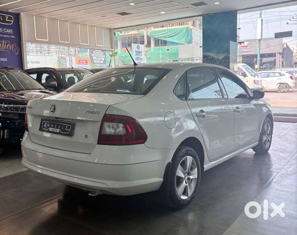 Skoda Rapid 1.6 Ambition Plus Mpi, 2018, Petrol