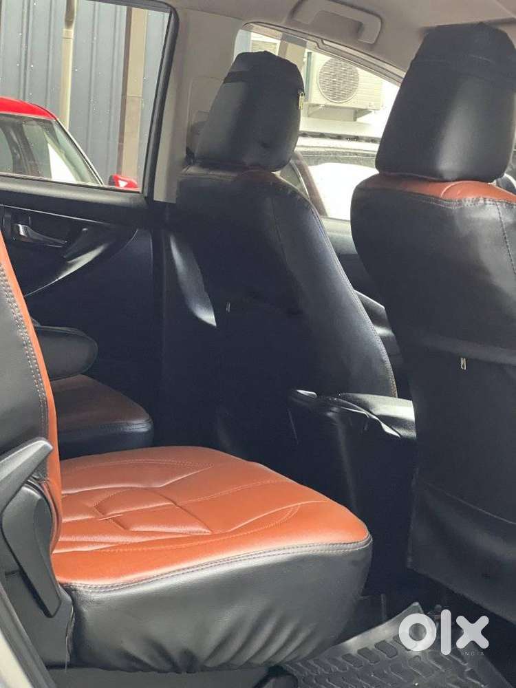 Toyota Innova Crysta 2.4 G Mt, 2017, Diesel