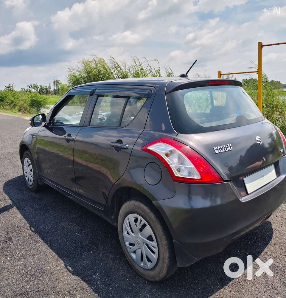 Maruti Suzuki Swift Vxi 1.2 Abs Bs-iv, 2015, Petrol