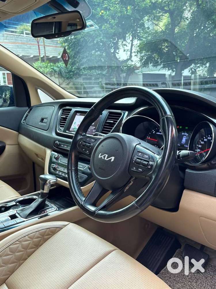 Kia Carnival Limousine Plus 7 Str, 2022, Diesel
