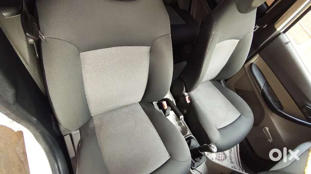 Tata Tiago Revotron 2018