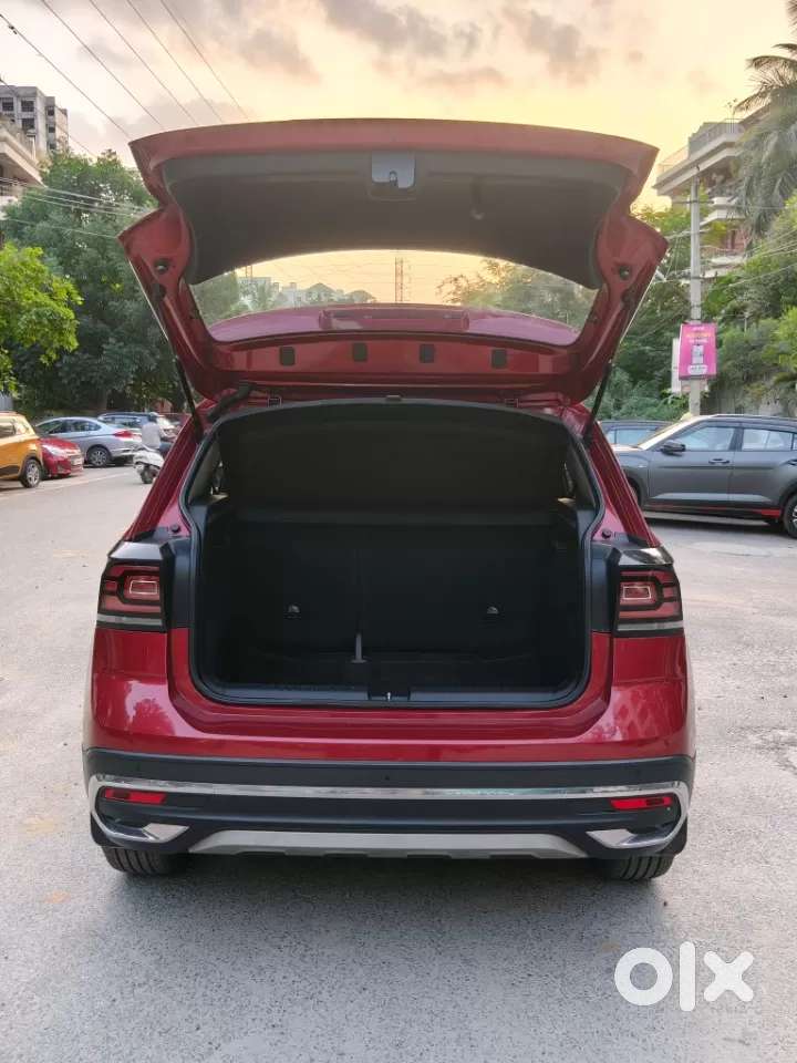 Volkswagen Taigun 1.0 Tsi Topline At, 2022, Petrol