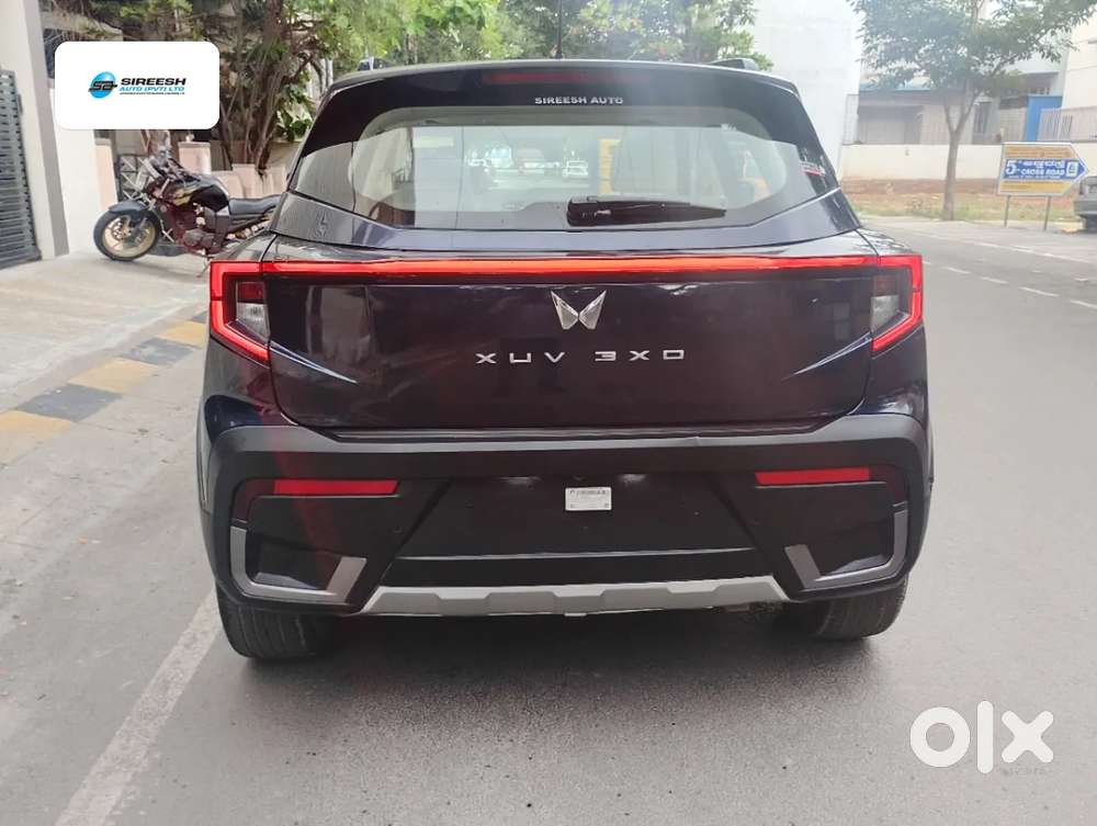 Mahindra Xuv 3xo Ax7l 1.2 Petrol At (pg), 2024, Petrol