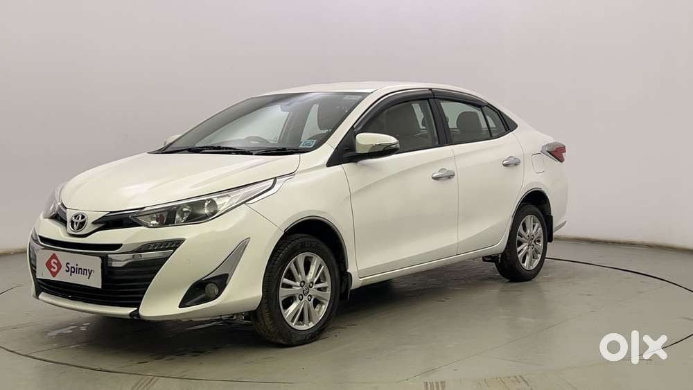 Toyota Yaris Ativ Vx Cvt, 2018, Petrol