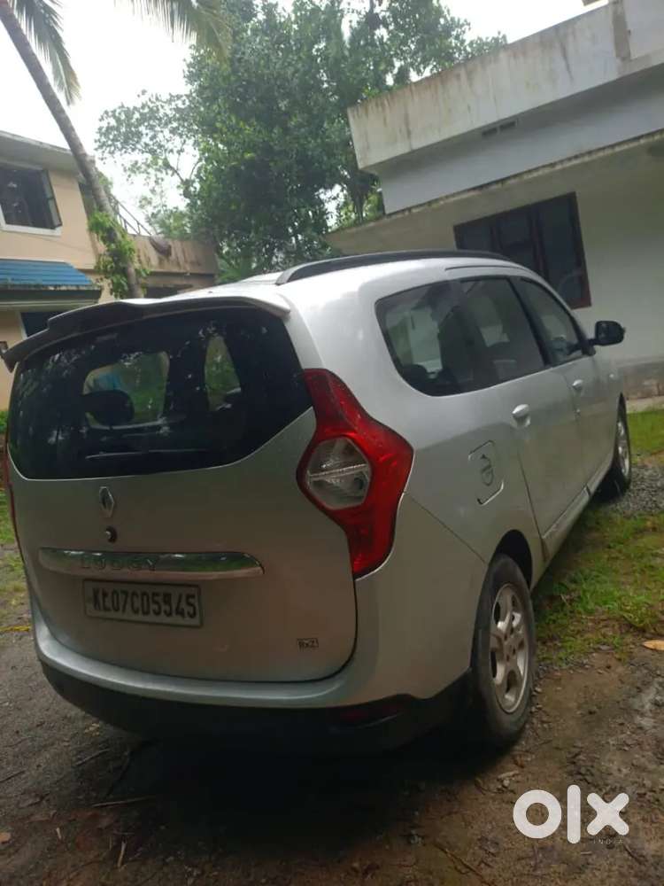 Renault Lodgy Rxz Full Option