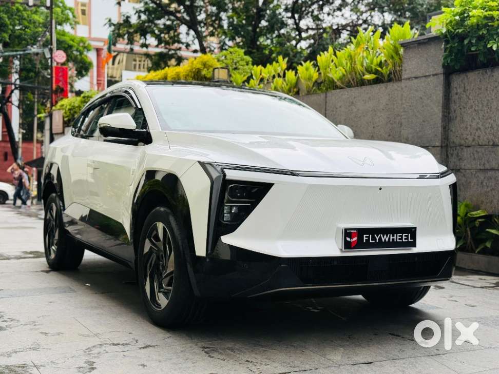Mahindra Xev 9e Three B79 Kwh, 2025, Electric