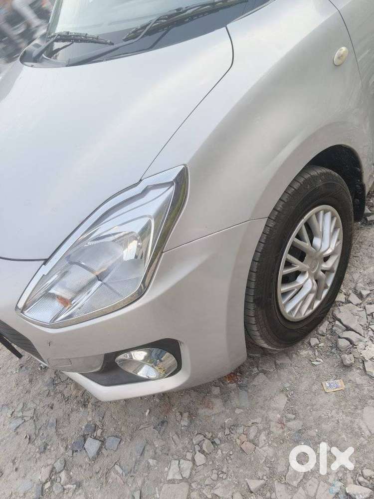 Maruti Suzuki Swift Lxi Optional-o, 2020, Petrol