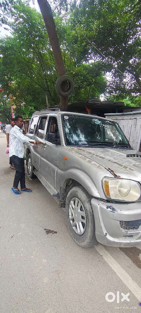 Mahindra Scorpio 2013 Diesel 100000 Km Driven