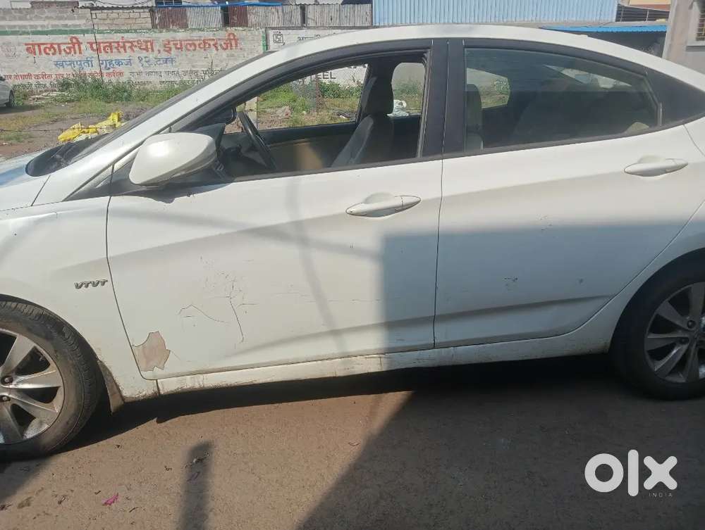 Hyundai Verna 1.6 Sx 2011