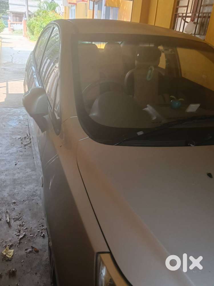 Chivolate Sidan Car