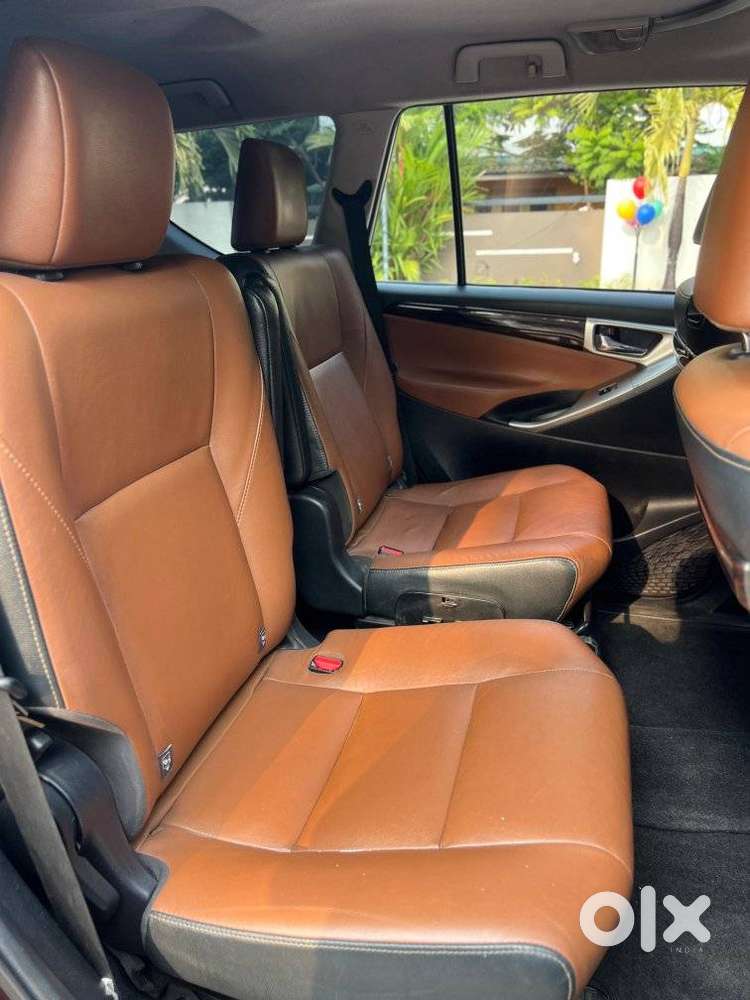 Toyota Innova Crysta 2.8z Automatic, 2017, Diesel
