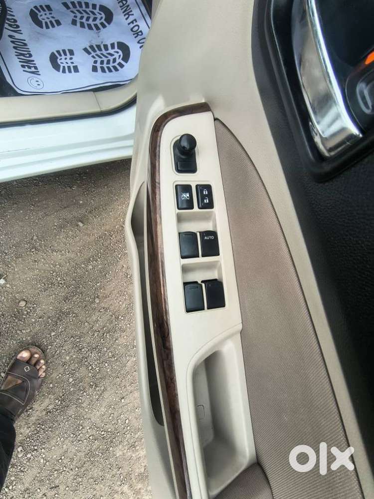 Maruti Suzuki Swift Dzire Zdi Bsiv, 2017, Diesel