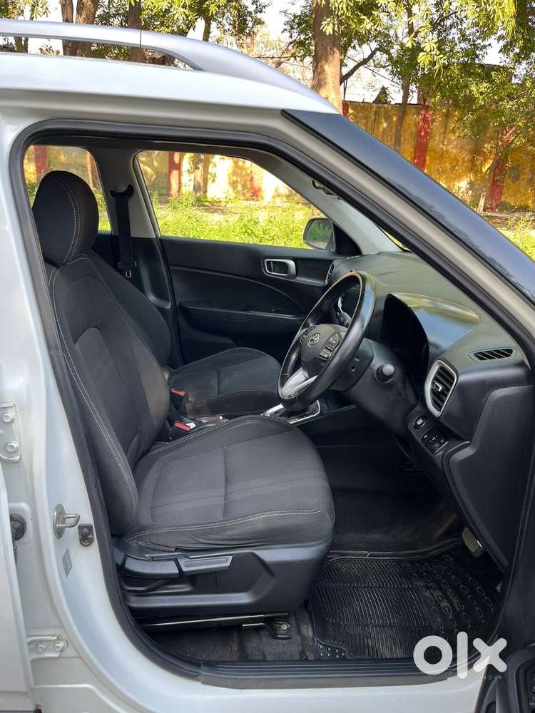 Hyundai Venue 1.0 Sx (o) Turbo Dct, 2019, Petrol