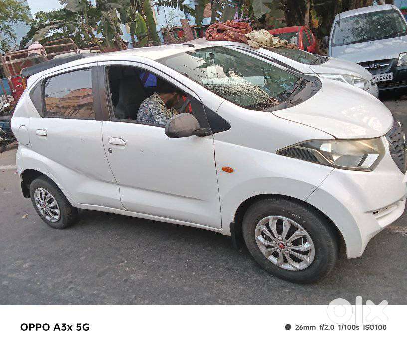 Datsun Redigo Sv 1.0, 2017, Petrol