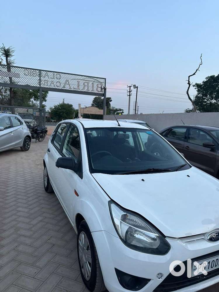 Ford Figo 2012 Petrol 52000 Km Driven