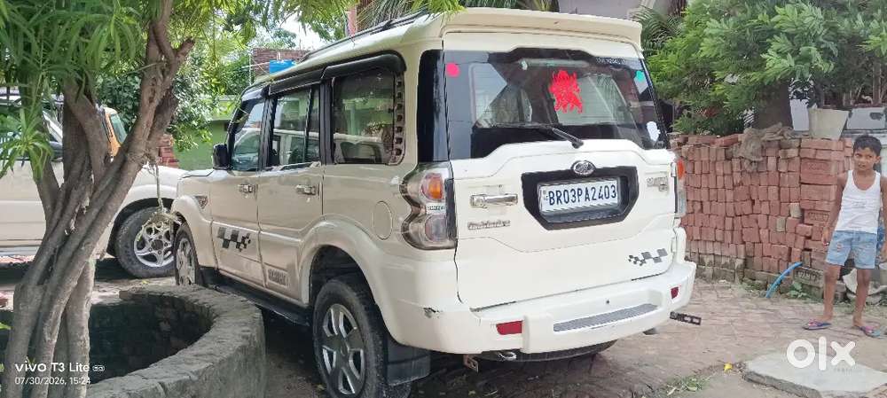 Mahindra Scorpio S6 Plus 2016 Diesel Car