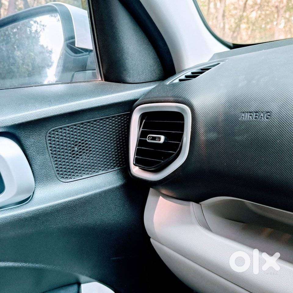 Hyundai Venue Sx Mt, 2023, Diesel