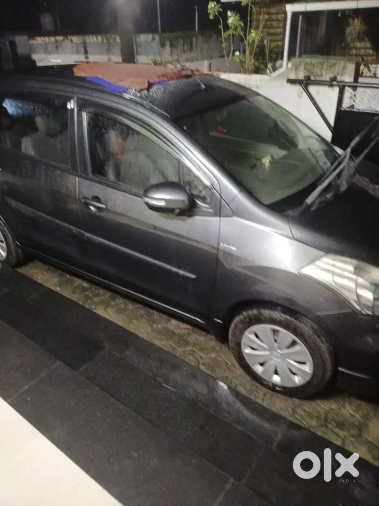 Maruti Suzuki Ertiga 2017 Petrol 65000 Km Driven