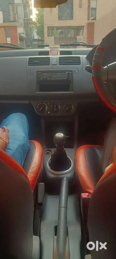 Maruti Suzuki Swift 2011 Petrol 108000 Km Driven
