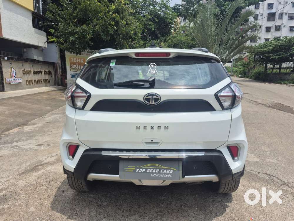 Tata Nexon 1.2 Revotron Xza Plus (l), 2023, Petrol