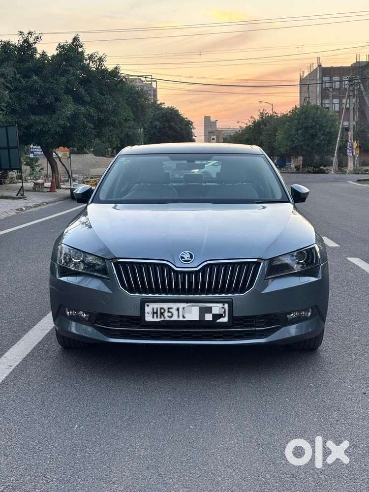 Skoda Superb Lk 1.8 Tsi At, 2019, Petrol