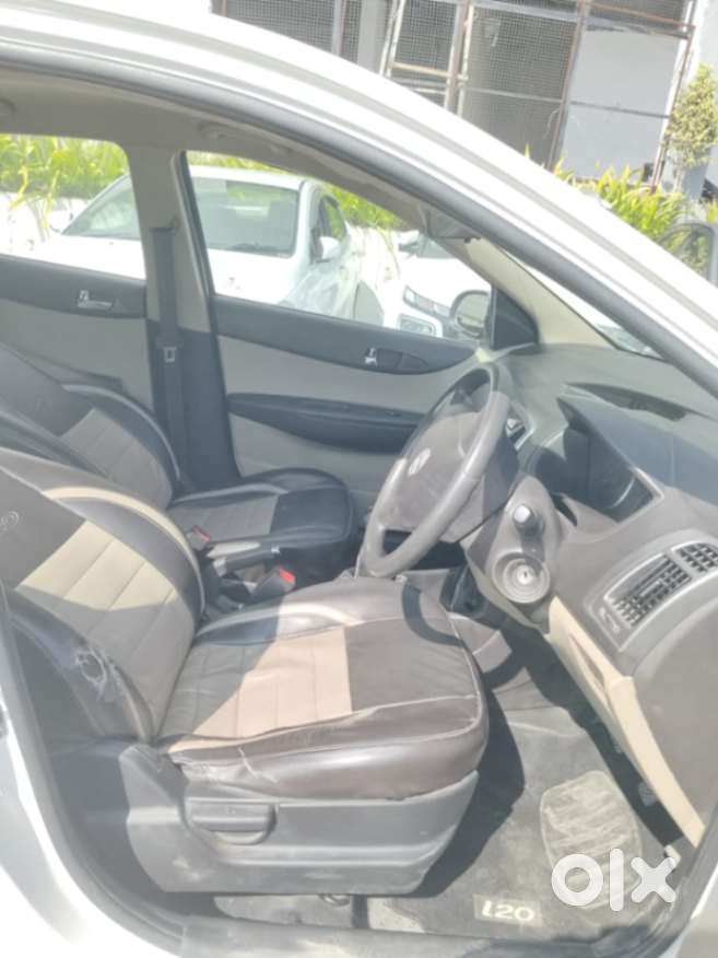 Hyundai I20 Magna 1.2 Mt, 2014, Petrol