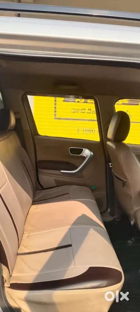 Mahindra Tuv300 2016 2nd Owner