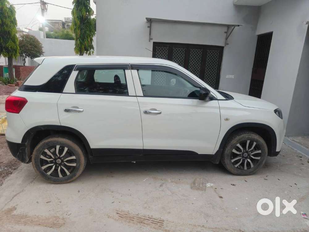 Maruti Suzuki Brezza 2017 Diesel 60000 Km Driven