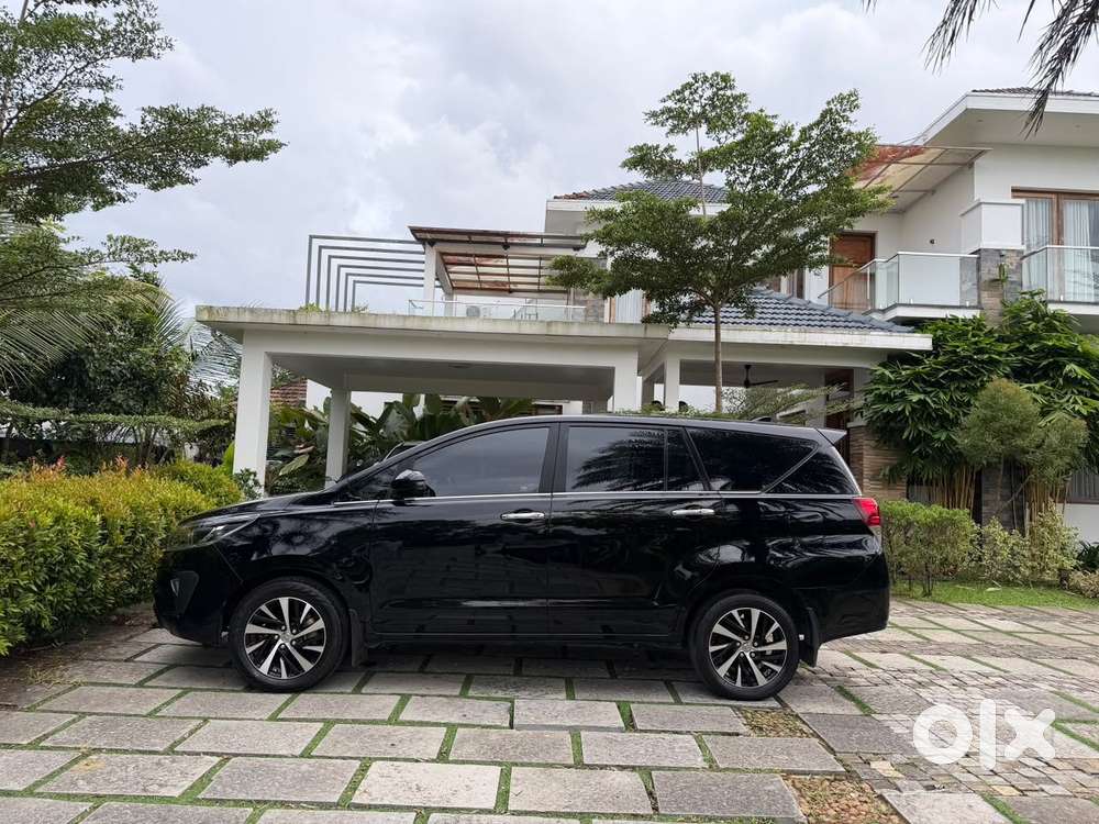 Toyota Innova Crysta 2.4 Z 7 Str, 2021, Diesel