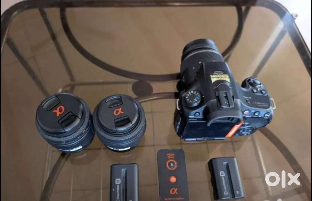 Sony a57 with 3 lens 2 battery