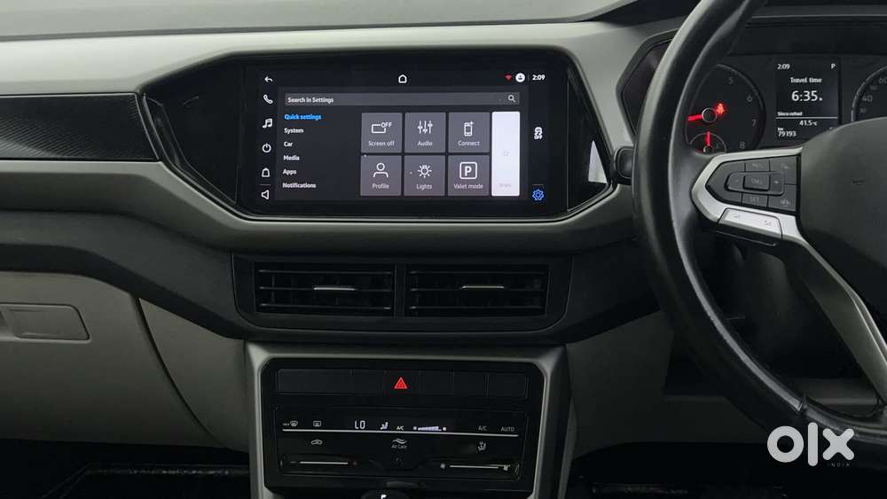 Volkswagen Taigun 1.0 Tsi Highline At, 2022, Petrol