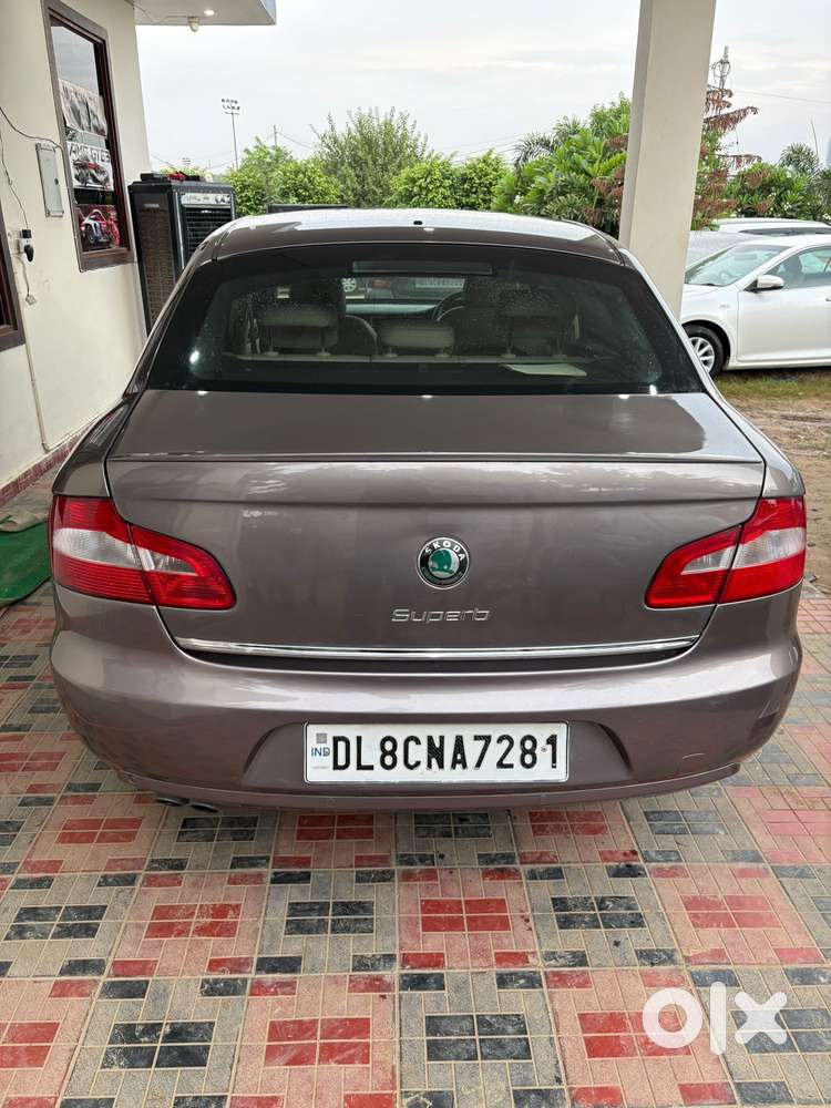 Skoda Superb Elegance 1.8 Tsi At, 2012, Petrol