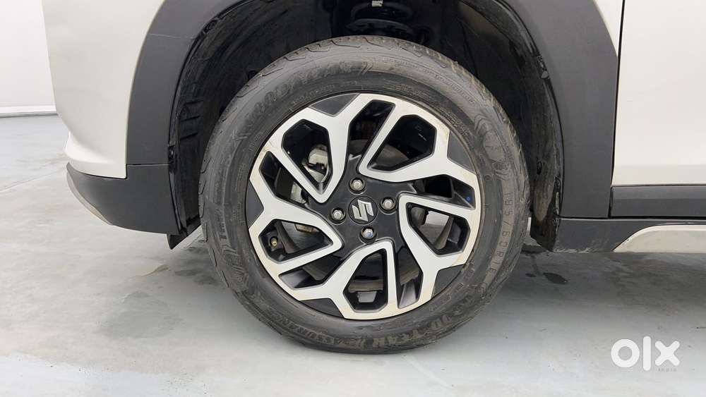 Maruti Suzuki Fronx Alpha 1.0l Turbo 6 At, 2023, Petrol