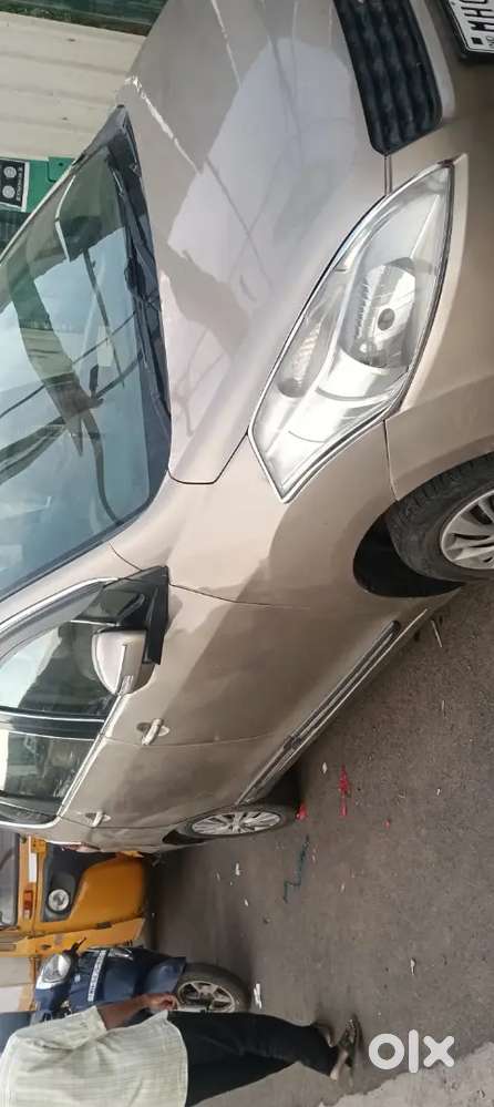 Maruti Ertiga Vxi 2013
