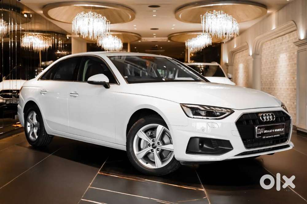Audi A4 2.0 Technology 40 Tfsi, 2025, Petrol