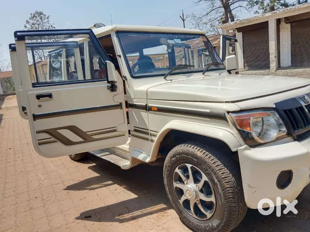 Mahindra Bolero 2015 Diesel 102000 Km Driven Full Maintained Condition
