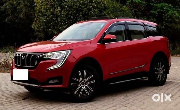 Mahindra Xuv700 2.0 Ax 7 Petrol At Str, 2022, Petrol