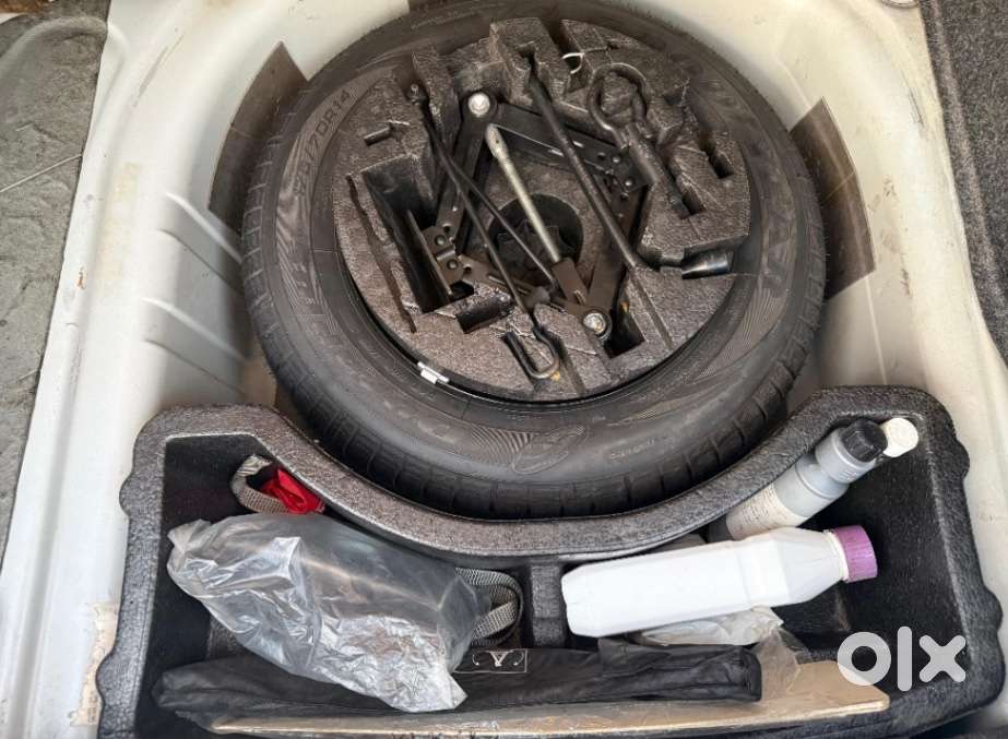 Volkswagen Vento 1.2 Tsi Highline At, 2016, Petrol