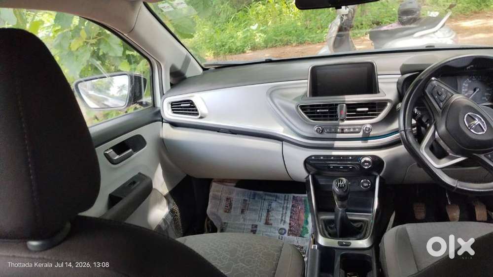 Tata Altroz Xz, 2021, Petrol