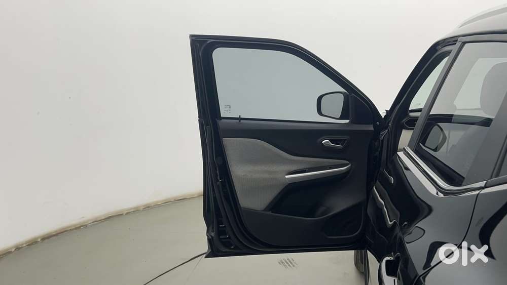 Nissan Magnite 1.0 Xl, 2023, Petrol