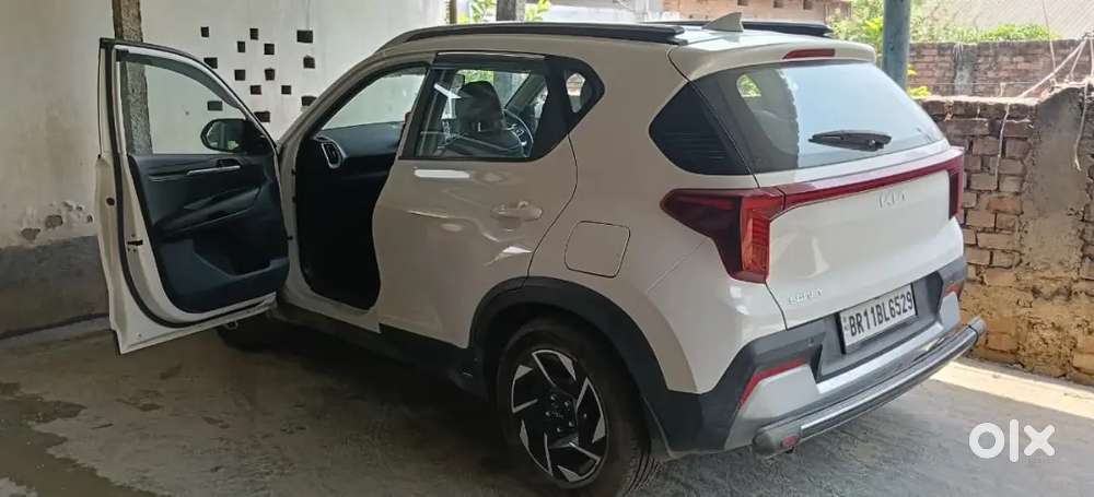 Kia Sonnet 2024 Aug Registered Car Full Condition No Single Scratch