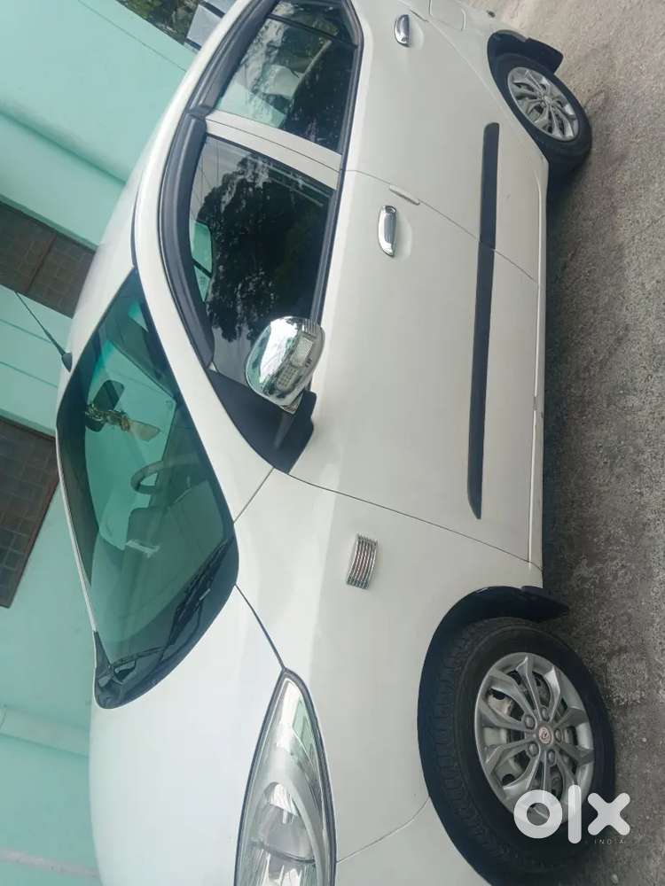 Hyundai I10 Sportz Petrol Manual 2014