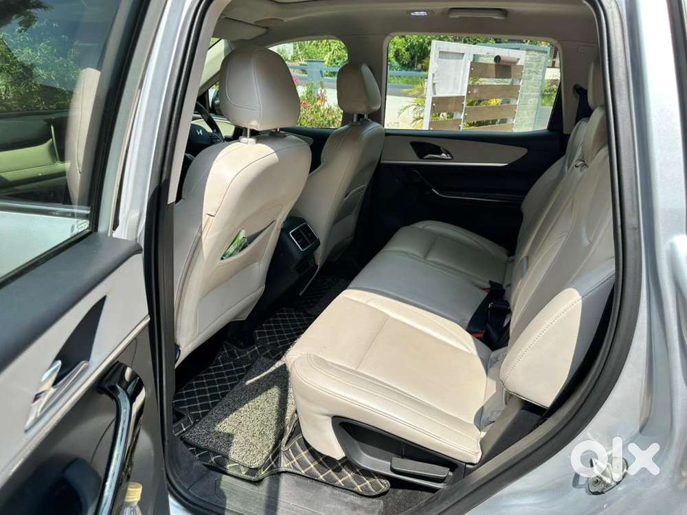 2022 Xuv700 Ax7 L Diesel At  Pristine White Interiors  New Tires