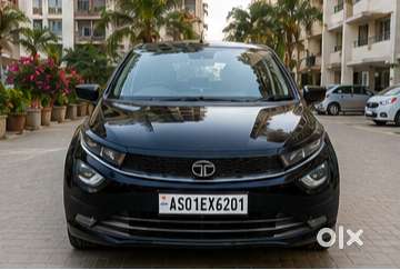 Altroz Xz+ Petrol 1.2 Rtn Dark Edition