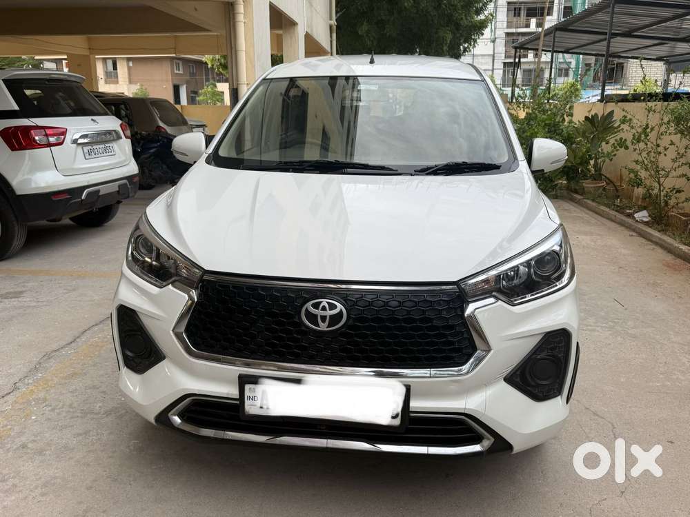 Toyota Rumion G Petrol Manual Dual Tone, 2023, Petrol